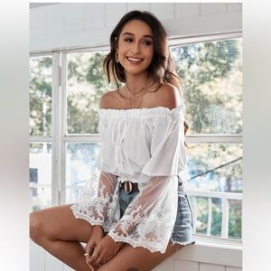 Off shoulder mesh embroidered flower top